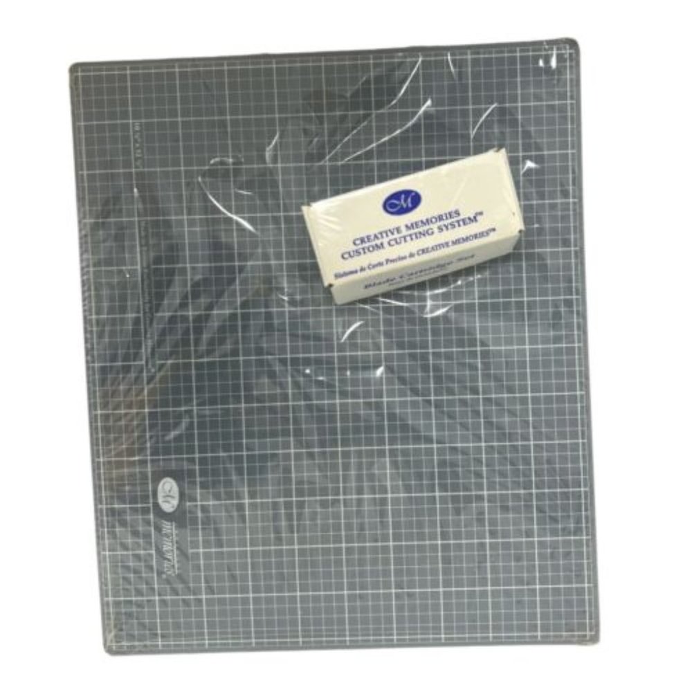 Creative Memories Custom Cutting System Set - Picture 2 of 4
